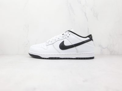 Tênis Nike Dunk Low Branco e Preto