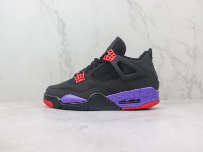 Tênis Air Jordan 4 Preto e Roxo